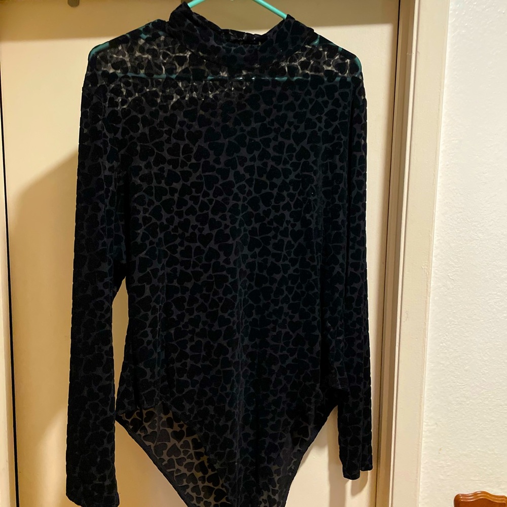 Cute body suit, never worn